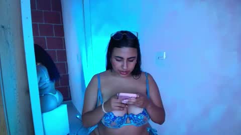 Snapshot of arianna_sampio chatting on April 23, 2026, 1:29 am Ar online show from April 23, 2026, 1:29 am