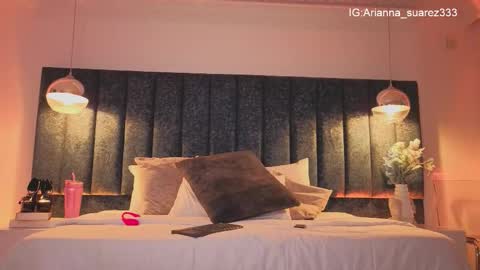 Arianna online show from November 11, 2025, 7:58 pm