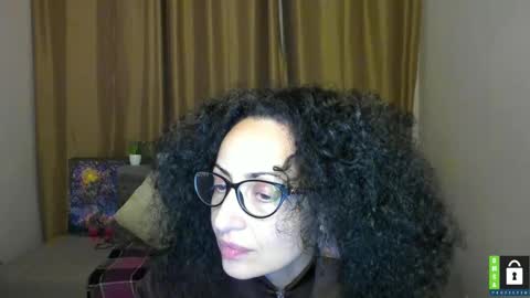 Snapshot of arianna_tifany chatting on November 19, 2025, 6:52 pm Arianna online show from November 19, 2025, 6:52 pm