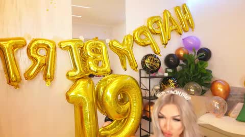 Arianna online show from April 22, 2026, 8:17 am