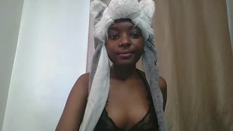 Snapshot of ariax_a chatting on April 25, 2026, 5:21 am Tight pussy online show from April 25, 2026, 5:21 am