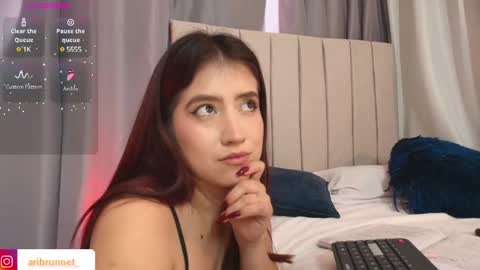  Ari Just Ari online show from February 27, 2025, 4:21 pm