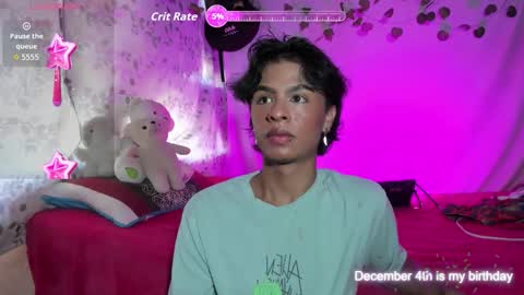 ariel_adan online show from October 22, 2025, 6:07 pm