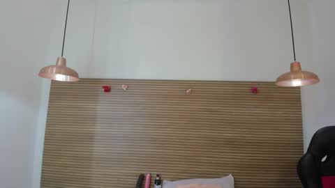 ariela__ online show from October 19, 2025, 4:13 am