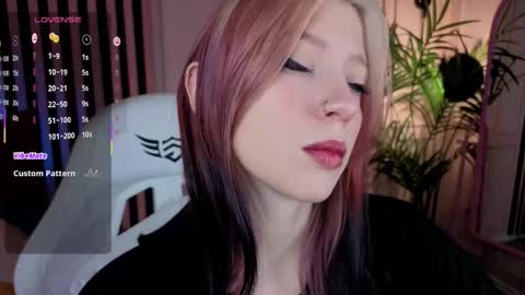 Ariel online show from October 9, 2025, 3:43 pm