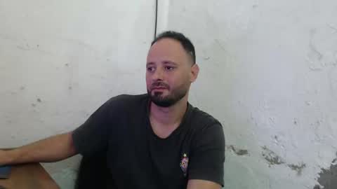 Snapshot of arield85 chatting on November 29, 2025, 3:26 pm Ariel online show from November 29, 2025, 3:26 pm