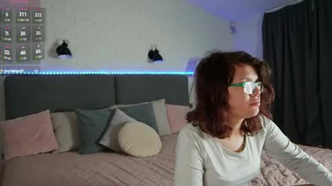 Ariell Mini online show from May 30, 2026, 6:21 am