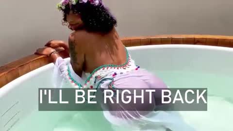 A R I   online show from December 14, 2025, 9:19 pm