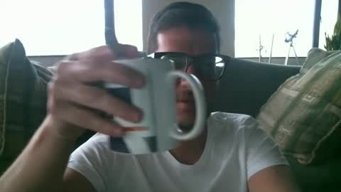 Snapshot of arielsinho chatting on May 12, 2026, 10:29 pm Anon online show from May 12, 2026, 10:29 pm