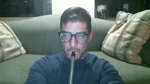 Snapshot of arielsinho chatting on May 23, 2026, 5:01 am Anon online show from May 23, 2026, 5:01 am