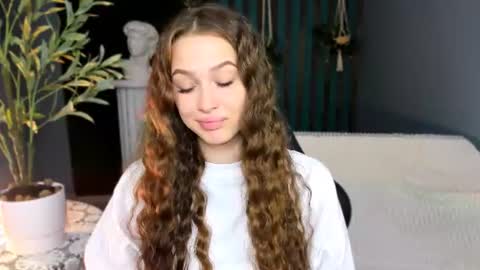 arielsykes online show from July 22, 2026, 6:38 am