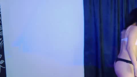 Ari online show from October 28, 2025, 7:49 pm