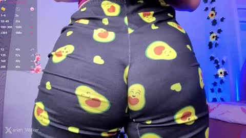 Ariah online show from October 1, 2025, 1:33 am