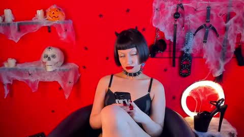 Snapshot of arina_ardeeen chatting on October 25, 2025, 5:19 pm Matilda online show from October 25, 2025, 5:19 pm