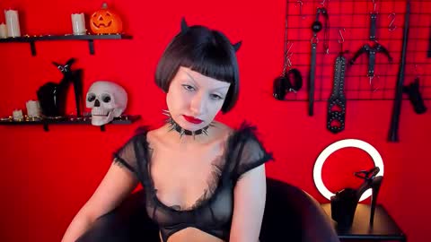 Snapshot of arina_ardeeen chatting on November 11, 2025, 5:35 pm Matilda online show from November 11, 2025, 5:35 pm