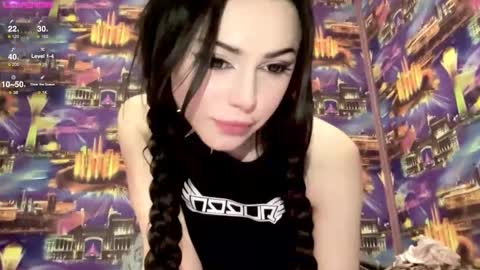 Snapshot of arina_rose chatting on December 20, 2024, 3:31 pm Arinka online show from December 20, 2024, 3:31 pm