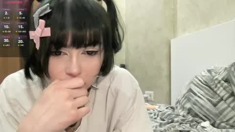Snapshot of arina_rose chatting on March 9, 2025, 9:25 pm Arinka online show from March 9, 2025, 9:25 pm