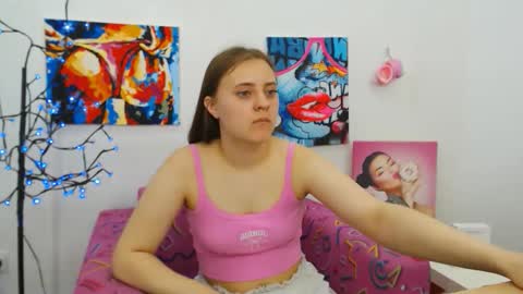 arinabelle online show from May 31, 2026, 6:09 pm