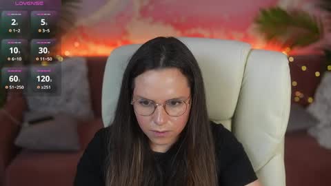 Snapshot of arinavoice chatting on June 3, 2026, 12:52 pm arinavoice online show from June 3, 2026, 12:52 pm