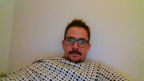 Snapshot of ariparikrigsmann chatting on December 24, 2024, 10:39 pm ariparikrigsmann online show from December 24, 2024, 10:39 pm