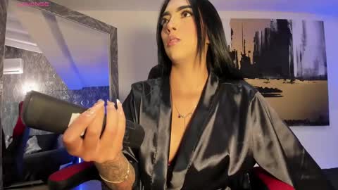 Ari Robert online show from October 24, 2025, 4:20 am