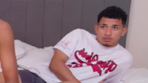 Snapshot of aris_emma chatting on November 8, 2025, 8:40 pm Aris Emma online show from November 8, 2025, 8:40 pm