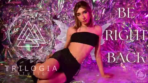   Nice to meet you  thumb up me please its important I  LOOK MY BIO DOWN online show from December 24, 2024, 7:49 am