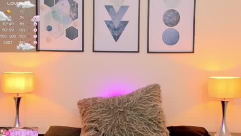   Nice to meet you  thumb up me please its important I  LOOK MY BIO DOWN online show from January 10, 2025, 7:25 am