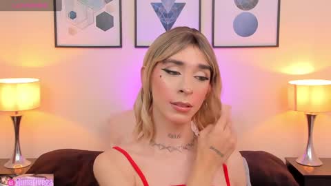   Nice to meet you  thumb up me please its important I  LOOK MY BIO DOWN online show from February 26, 2025, 3:21 am