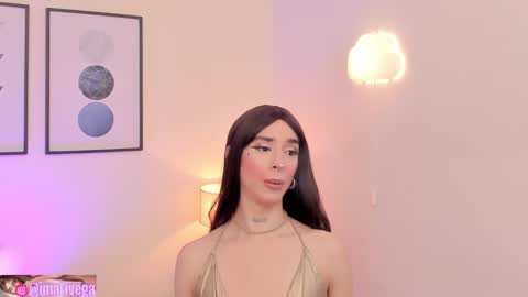   Nice to meet you  thumb up me please its important I  LOOK MY BIO DOWN online show from November 25, 2025, 7:19 am