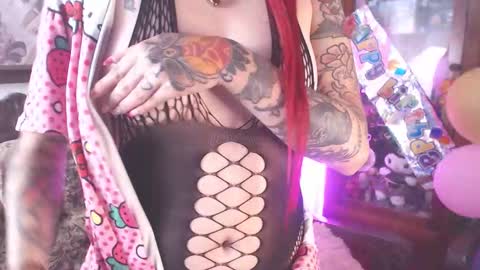 Snapshot of ariyokai chatting on October 25, 2025, 11:32 pm ariyokai online show from October 25, 2025, 11:32 pm