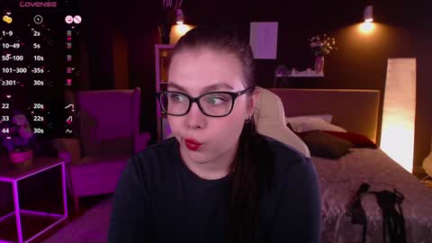 Snapshot of arizonaa_muse chatting on January 10, 2025, 12:26 pm Astrid online show from January 10, 2025, 12:26 pm