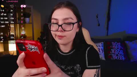 Snapshot of arizonaa_muse chatting on January 11, 2025, 12:29 pm Astrid online show from January 11, 2025, 12:29 pm