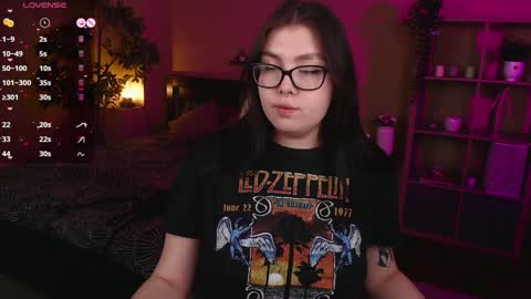 Snapshot of arizonaa_muse chatting on February 8, 2025, 12:28 pm Astrid online show from February 8, 2025, 12:28 pm