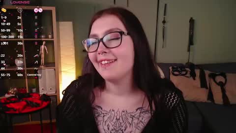 Snapshot of arizonaa_muse chatting on March 9, 2025, 3:32 am Astrid online show from March 9, 2025, 3:32 am