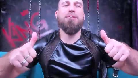 Armando online show from November 11, 2025, 10:32 pm