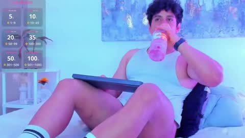   online show from November 7, 2025, 4:45 am