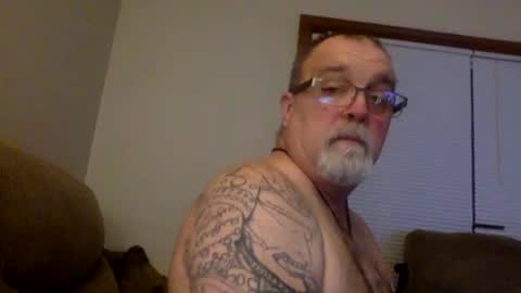 Snapshot of armyguy5311 chatting on April 9, 2026, 1:27 am armyguy5311 online show from April 9, 2026, 1:27 am