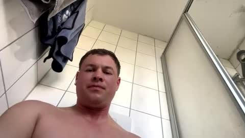 Snapshot of armyskater32 chatting on March 3, 2025, 12:05 pm armyskater32 online show from March 3, 2025, 12:05 pm