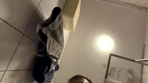 armyskater32 online show from March 4, 2026, 8:26 pm