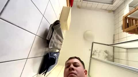 armyskater32 online show from March 13, 2026, 11:17 am