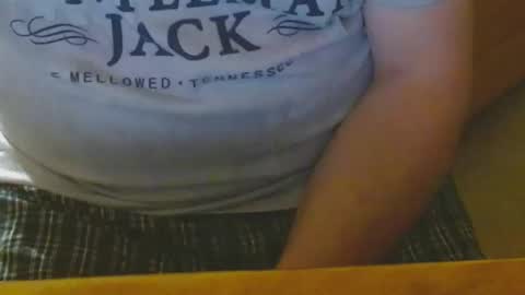 Snapshot of arnie12 chatting on December 24, 2024, 11:28 am Arnie  online show from December 24, 2024, 11:28 am