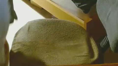 Snapshot of arnie12 chatting on October 4, 2025, 11:03 pm Arnie  online show from October 4, 2025, 11:03 pm