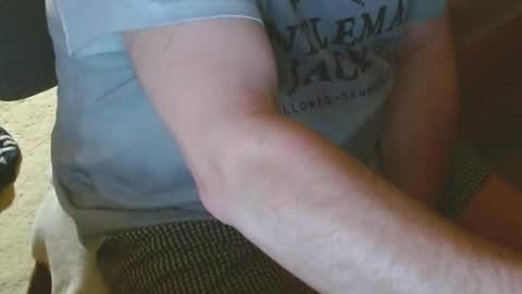 Snapshot of arnie12 chatting on October 25, 2025, 12:13 pm Arnie  online show from October 25, 2025, 12:13 pm