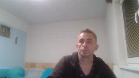 Snapshot of aromannn chatting on November 6, 2025, 3:57 pm aromannn online show from November 6, 2025, 3:57 pm