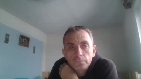 Snapshot of aromannn chatting on December 1, 2025, 9:25 am aromannn online show from December 1, 2025, 9:25 am