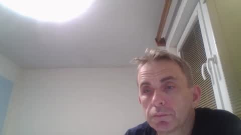 Snapshot of aromannn chatting on December 2, 2025, 7:31 pm aromannn online show from December 2, 2025, 7:31 pm