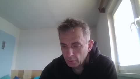 Snapshot of aromannn chatting on December 3, 2025, 9:40 am aromannn online show from December 3, 2025, 9:40 am