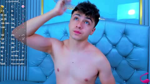 aron__cooper online show from January 9, 2025, 10:52 pm