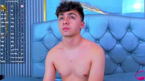 aron__cooper online show from January 10, 2025, 12:47 pm